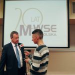 Prof. Janusz Morbitzer udziela wywiadu